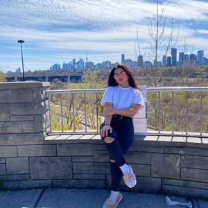 Meet your Posher, Alana